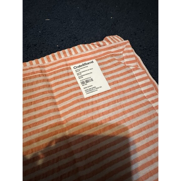 Crate & Barrel Napkins Seersucker Melon Striped Cotton 4 21x21 Summer Outdoor - Picture 2 of 4